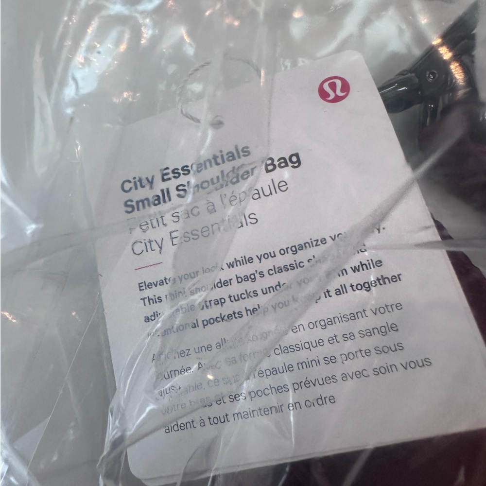 Lululemon City Essentials Small Shoulder Bag 3L NWT Maroon, Burgundy - Picture 6 of 6